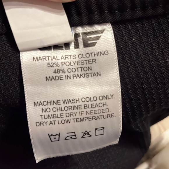 NWT Black and red GI top only size co - Picture 12 of 12